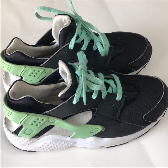 Nike Girls Preschool Huarache Run Running Shoes - Picture 4 of 9